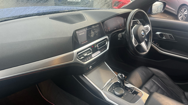 BMW 3 Series 330d xDrive M Sport 4dr Step Auto Diesel Saloon